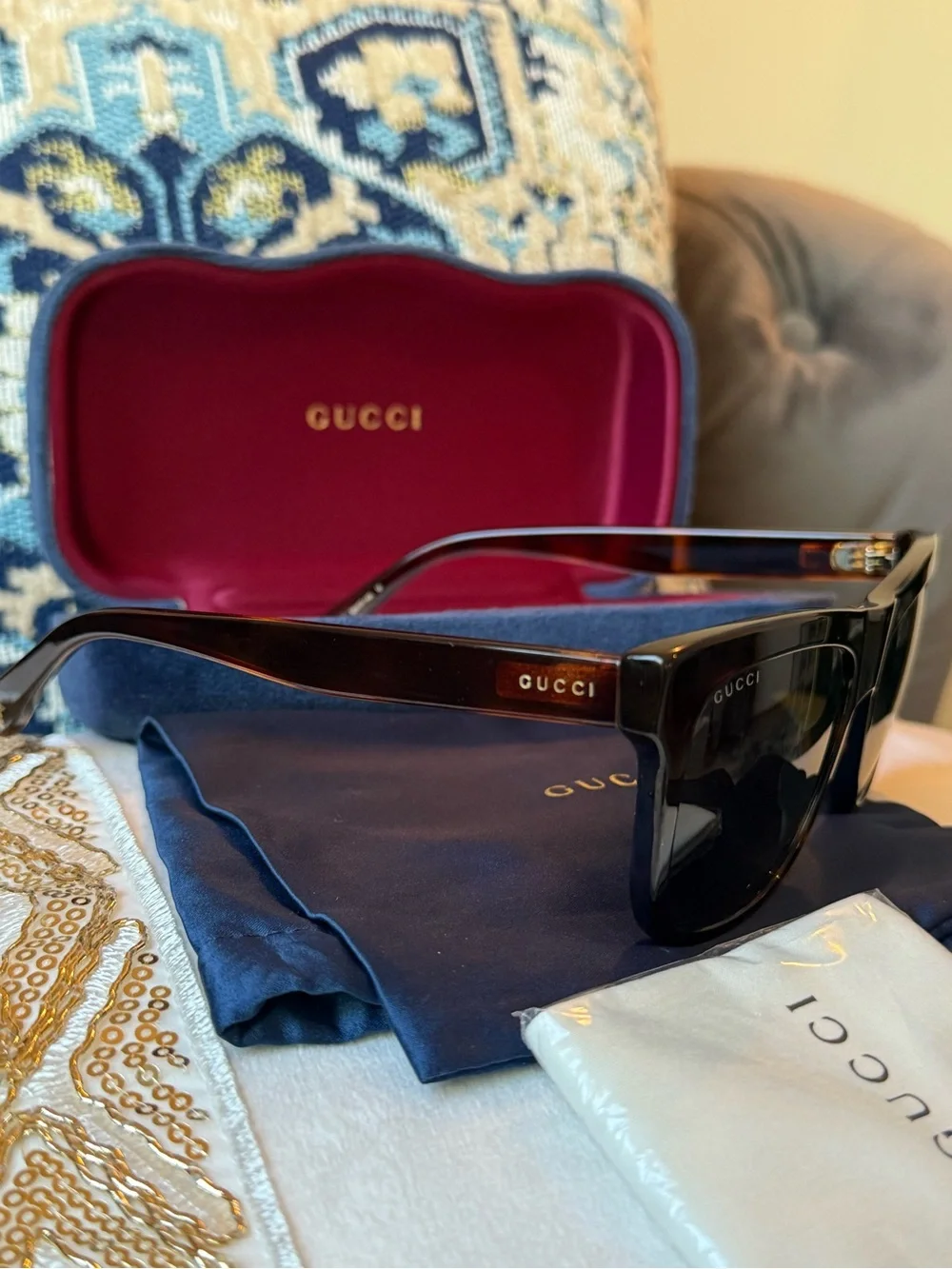 🔥Like New GUCCI sunglasses, made in Japan🔥